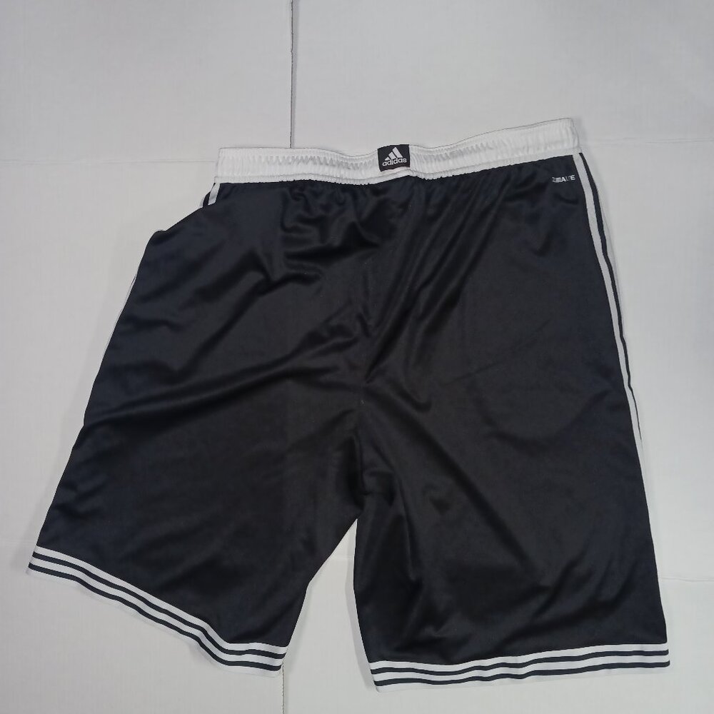 ADIDAS	BASKETBALL SHORTS